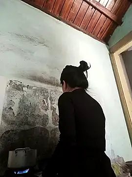 Listen-ly online show from 01-19-26, 04:27