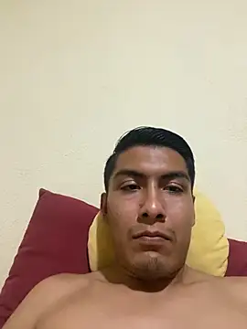 Snapshot of Riko_DAR chatting on 10-15-25, 04:56 Riko DAR online show from 10-15-25, 04:56
