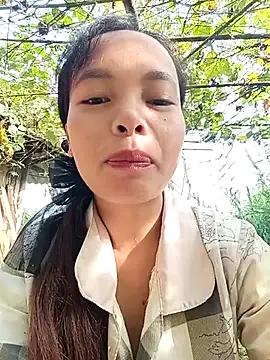 Nguyet2k4 online show from 10-30-25, 01:40