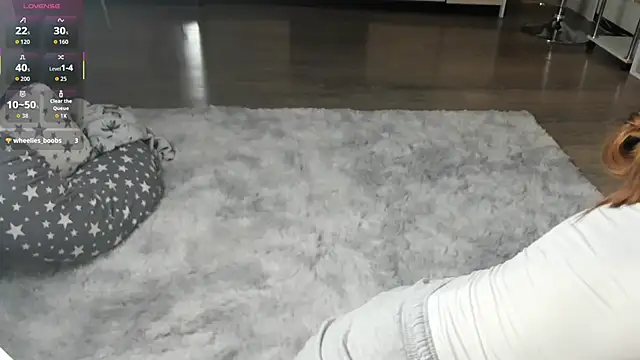 HeatherNextDoor online show from 10-18-25, 03:09