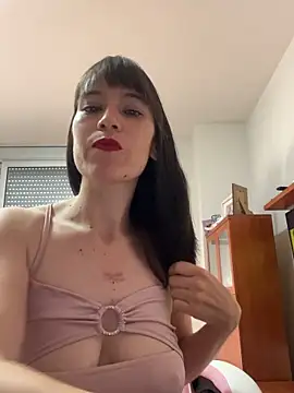 AlanaRius18 online show from 11-19-25, 11:43