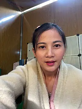 Miss-World00 online show from 12-21-25, 02:41