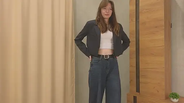 Erosyne online show from 10-20-25, 03:34