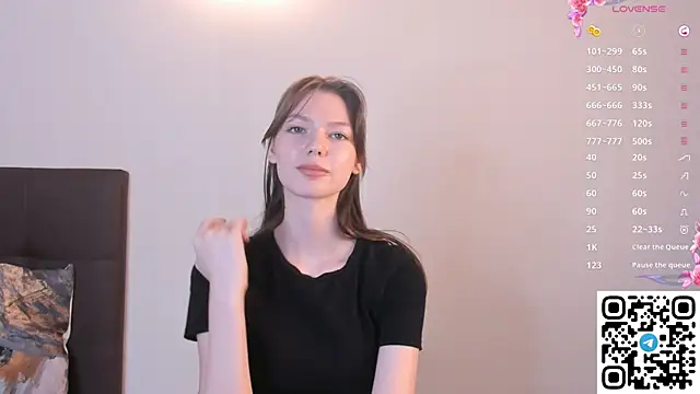 Erosyne online show from 11-19-25, 05:24