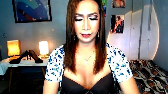 littleredbunny27 online show from 03-16-26, 08:57