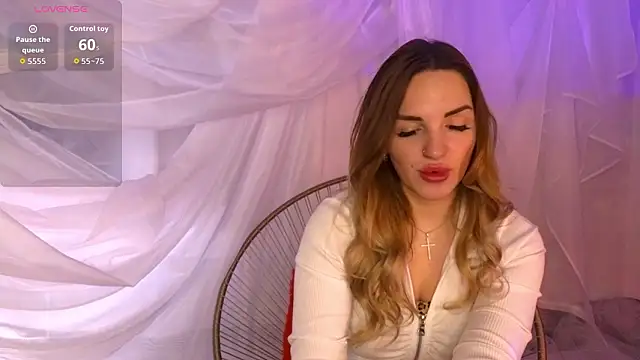 Snapshot of LustLagoon chatting on 02-12-26, 06:08 LustLagoon online show from 02-12-26, 06:08