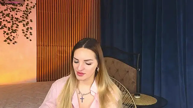 Snapshot of LustLagoon chatting on 02-27-26, 06:24 LustLagoon online show from 02-27-26, 06:24