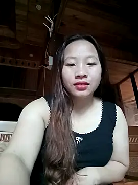 Snapshot of Mising5022 chatting on 10-16-25, 03:40 Mising5022 online show from 10-16-25, 03:40