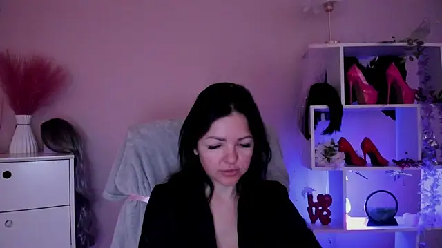 Mollybloom40 online show from 05-05-26, 06:43