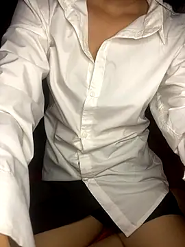 Snapshot of Ruby688 chatting on 11-03-25, 03:52 Ruby688 online show from 11-03-25, 03:52