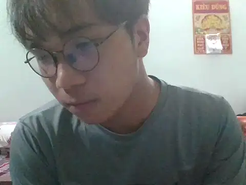 kave2033 online show from 10-23-25, 03:44