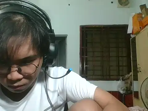 kave2033 online show from 11-04-25, 02:16