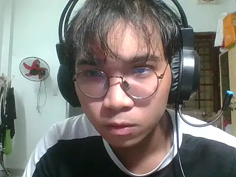 kave2033 online show from 11-08-25, 04:29