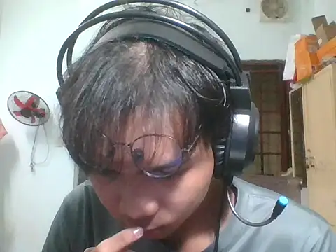 kave2033 online show from 11-16-25, 03:28