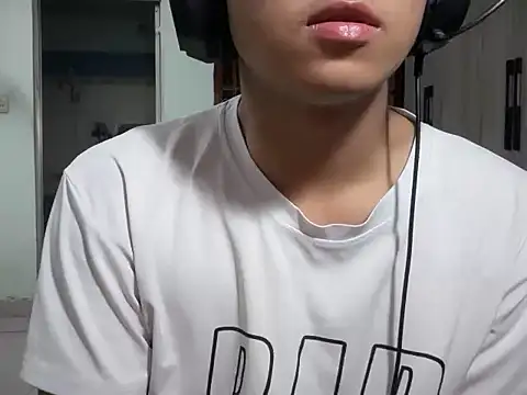 kave2033 online show from 02-07-26, 03:16