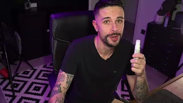 monsieurguitsxxx online show from 01-06-26, 05:16