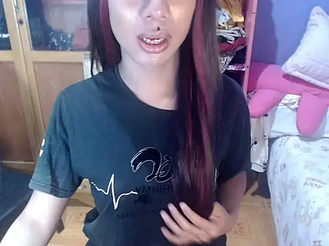 Snapshot of Yourasianbabyemma chatting on 05-03-26, 07:53 Yourasianbabyemma online show from 05-03-26, 07:53
