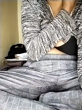 strip queennn online show from 01-14-26, 04:56