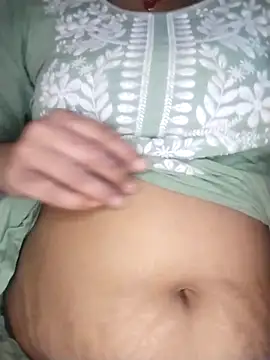 strip queennn online show from 03-18-26, 06:44