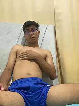 Snapshot of Muchachito18 chatting on 10-24-25, 03:58 Muchachito18 online show from 10-24-25, 03:58