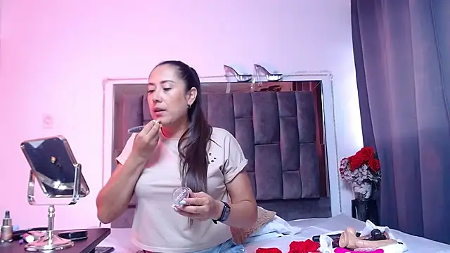 Salmma Milf online show from 04-30-26, 11:27