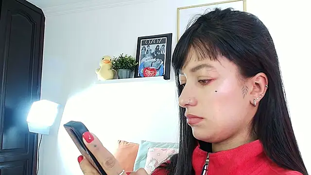 Snapshot of _TiniWild chatting on 03-20-26, 09:08 TiniWild online show from 03-20-26, 09:08