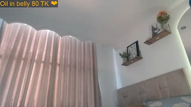 Snapshot of _TiniWild chatting on 03-29-26, 09:04 TiniWild online show from 03-29-26, 09:04