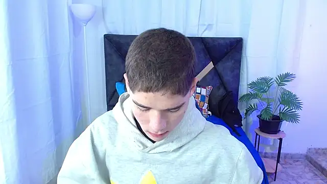 Mattass18 online show from 10-17-25, 01:35