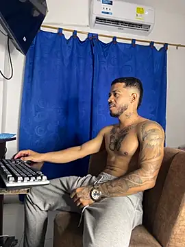 Kylian Alessandro online show from 11-09-25, 08:51