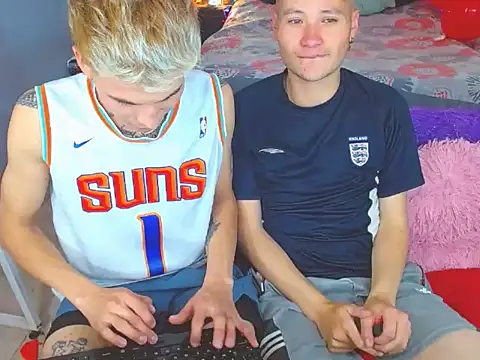 Latin boysxxxx online show from 11-15-25, 11:32