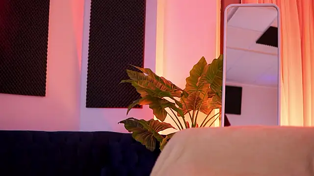 TiffanyBlaize online show from 02-23-26, 04:10