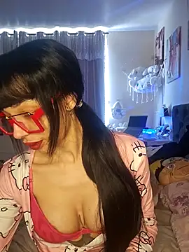 LucyMiax online show from 03-31-26, 07:42