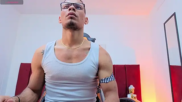 DaamonSlader  online show from 10-29-25, 08:21