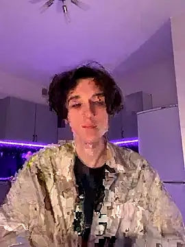Snapshot of KristianGray chatting on 10-16-25, 03:35 KristianGray online show from 10-16-25, 03:35