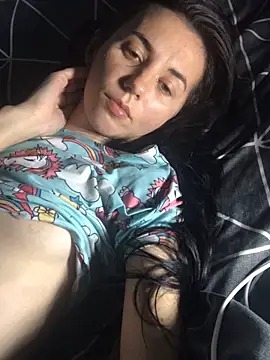 oliviya mur online show from 10-15-25, 08:31