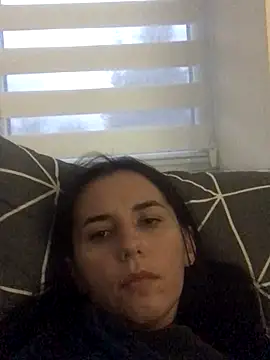 oliviya mur online show from 10-18-25, 03:35