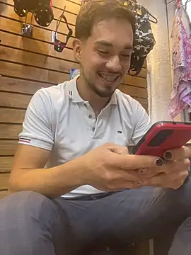 Leonardmoppet online show from 01-18-26, 11:30