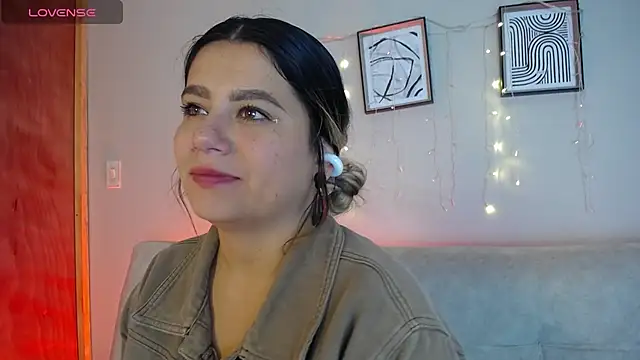 Sweet Bella Valery online show from 04-30-26, 08:48