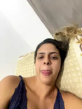 heloisamagno online show from 10-28-25, 03:21