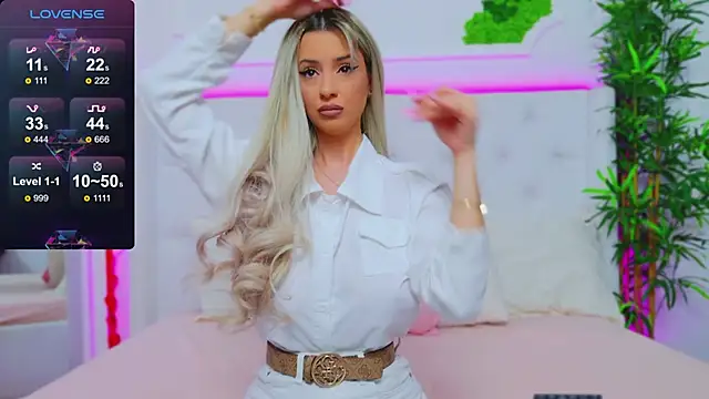 AriannaSins online show from 02-11-25, 01:41