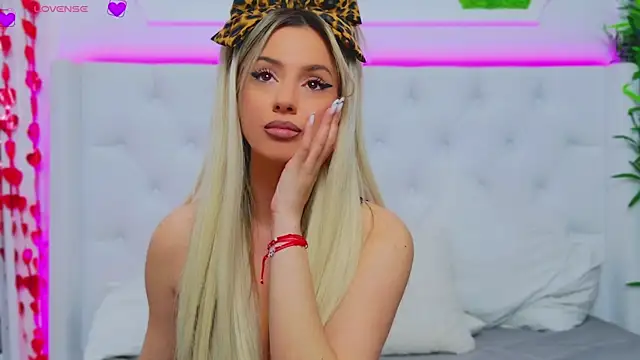 AriannaSins online show from 03-12-25, 04:46