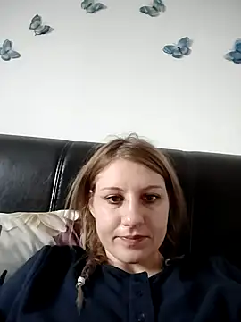 Snapshot of SandyCassie chatting on 10-21-25, 05:41 SandyCassie online show from 10-21-25, 05:41