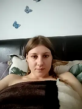 Snapshot of SandyCassie chatting on 10-26-25, 06:30 SandyCassie online show from 10-26-25, 06:30