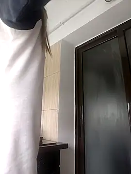 SandyCassie online show from 05-10-26, 05:45