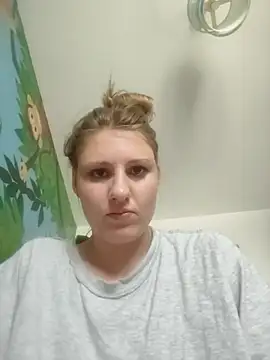 SandyCassie online show from 06-16-26, 09:23