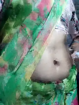 Snapshot of Rajni_chauhan chatting on 10-20-25, 04:18 Rajni chauhan online show from 10-20-25, 04:18