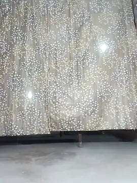 Rajni chauhan online show from 11-23-25, 05:13