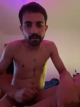 Felipinh19cm online show from 02-04-26, 08:09