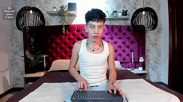 Tiam muller online show from 01-19-26, 03:43