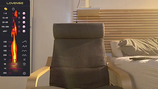 Snapshot of KevinWolf777 chatting on 08-09-26, 03:23 KevinWolf777 online show from 08-09-26, 03:23